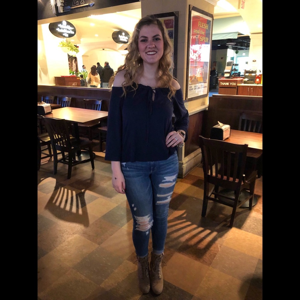 Meet your Posher, Megan - Picture 5 of 5